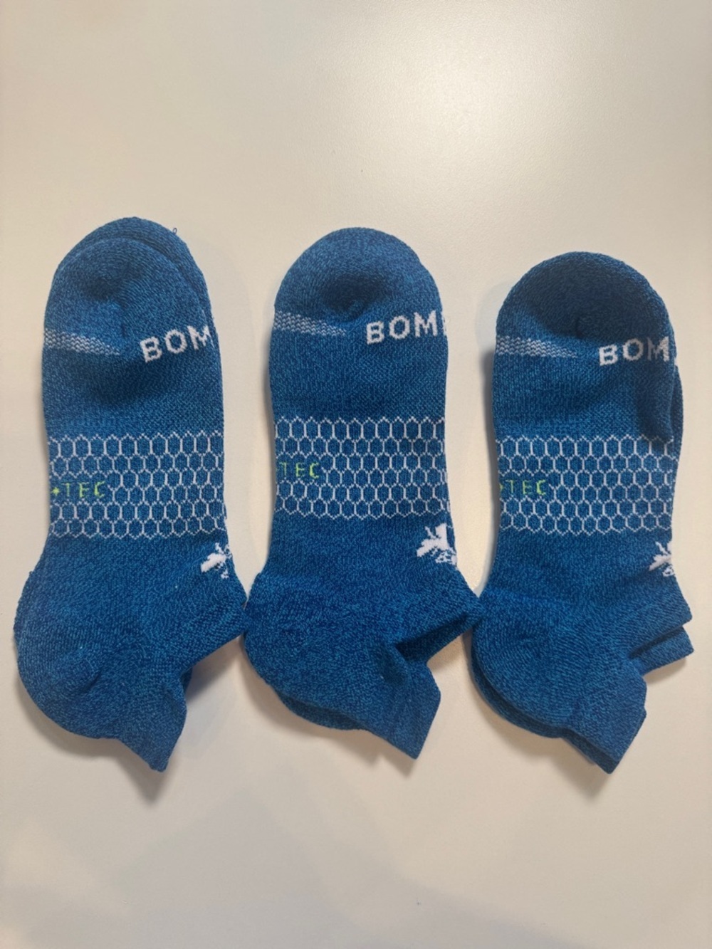 Bombas NWT Hex-Tec 3PR Unisex SZ: Medium Color:Blue